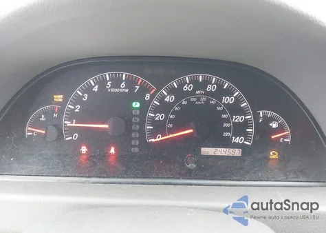 2005 Toyota Camry Le z USA, uszkodzony, nr VIN 4T1BE32K55U404322